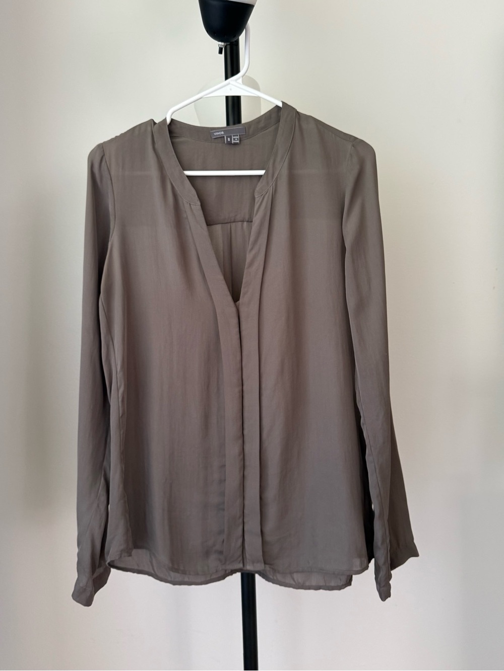Vince Taupe Long-Sleeve V-Neck Blouse S